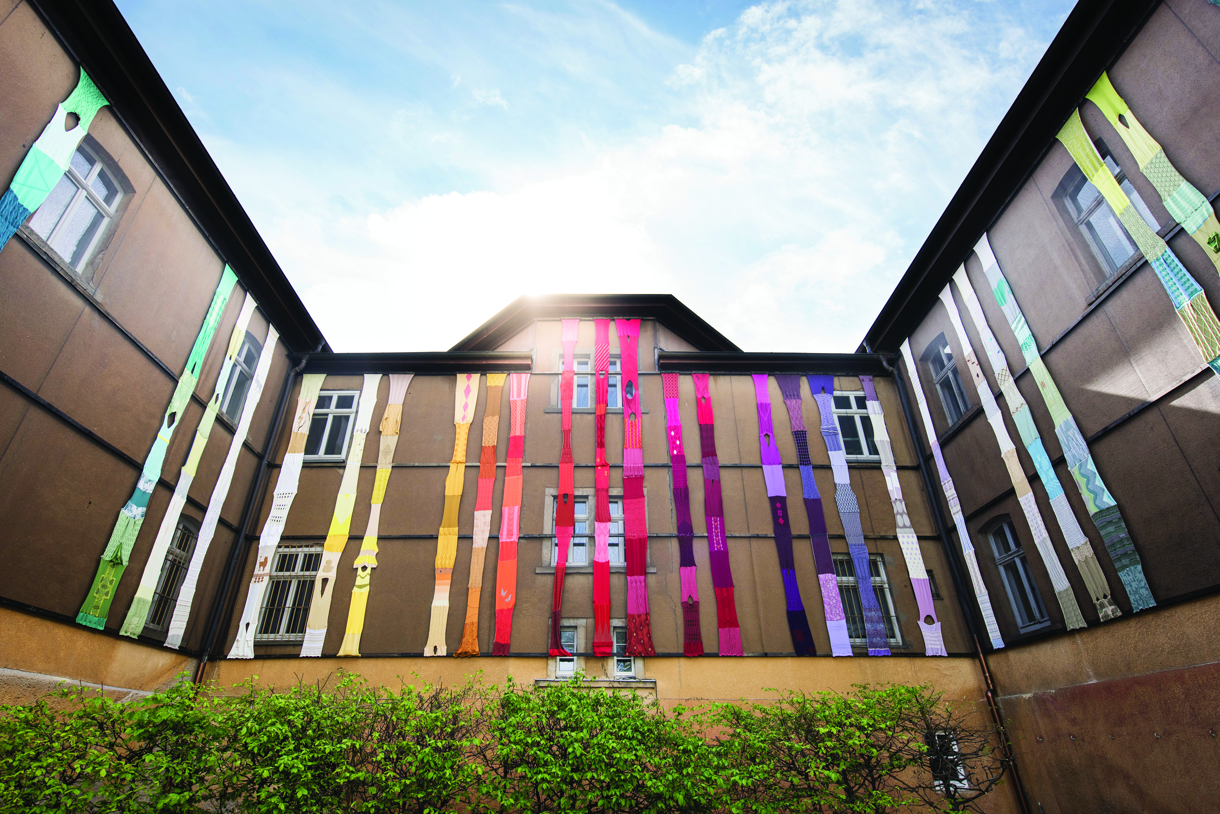 "Bestricktes" Museum (Rückseite)